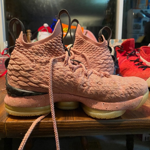 Other - Lebron 15 Rust pink rare